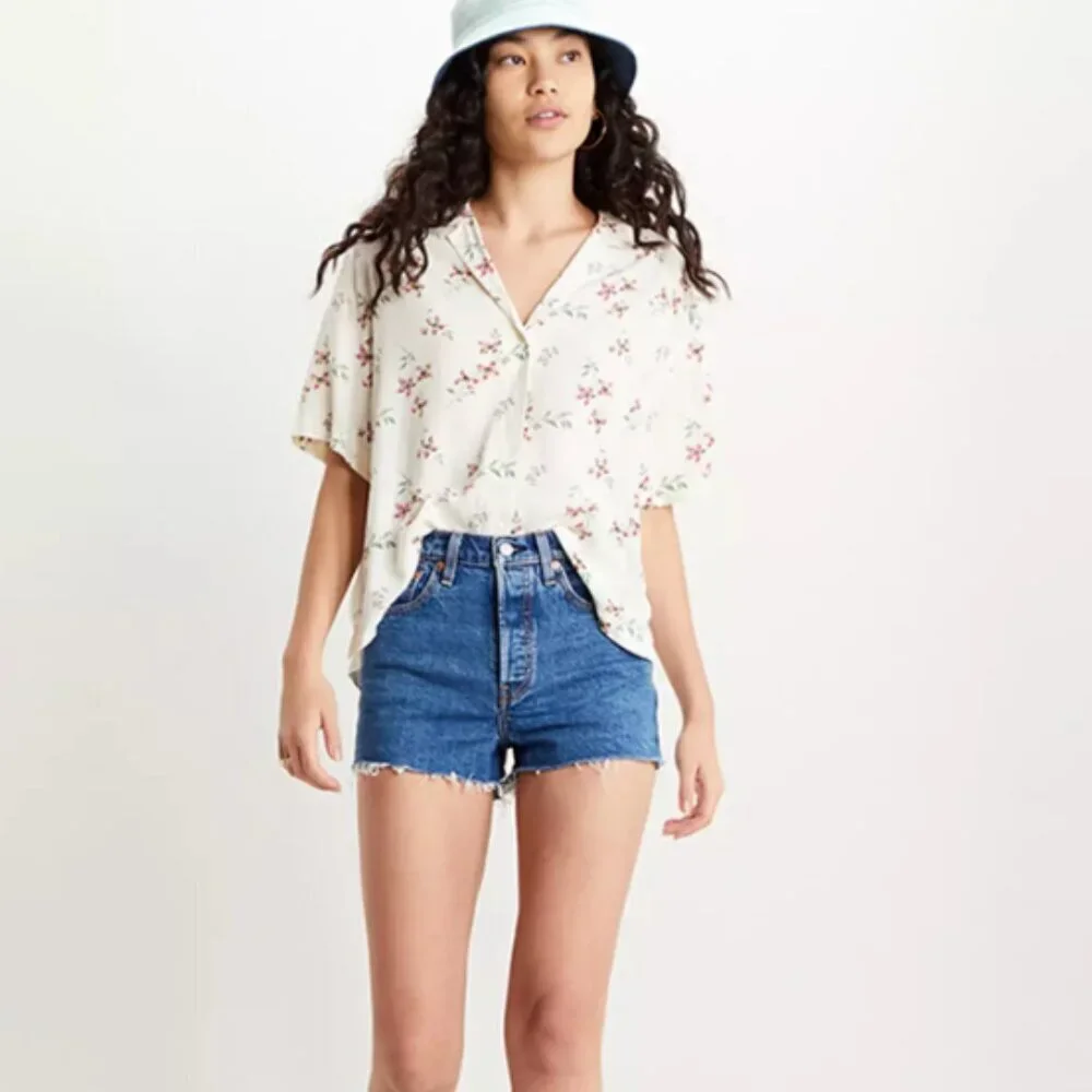 Levi's - Ribcage Short in Mid-wash Blue - 26 - CO Cambodia